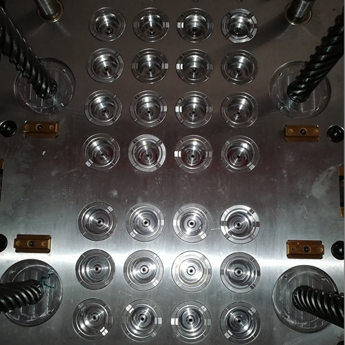 pump dispenser 33 410 closure molds toolings emulsion foam pump aerosol valve caps moulds 03.jpg